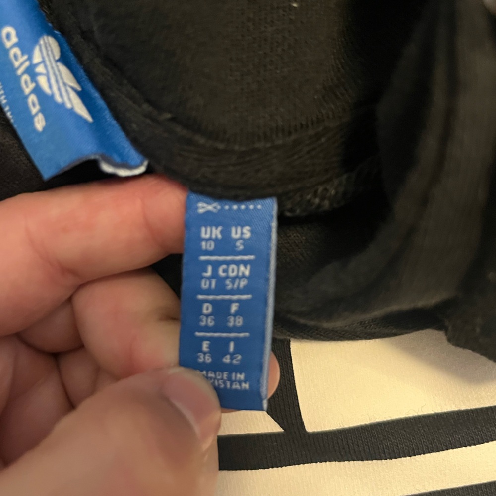 Adidas sweater